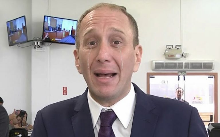 Prefeito TikToker sofre a quarta derrota no STJ e vê cada vez mais distante o retorno à Prefeitura